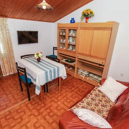Apartment Ritosa *