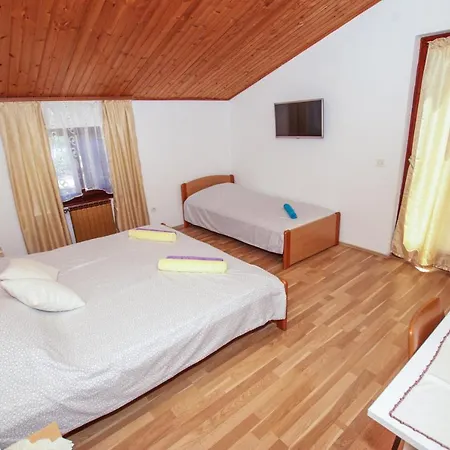 Ritosa Apartment